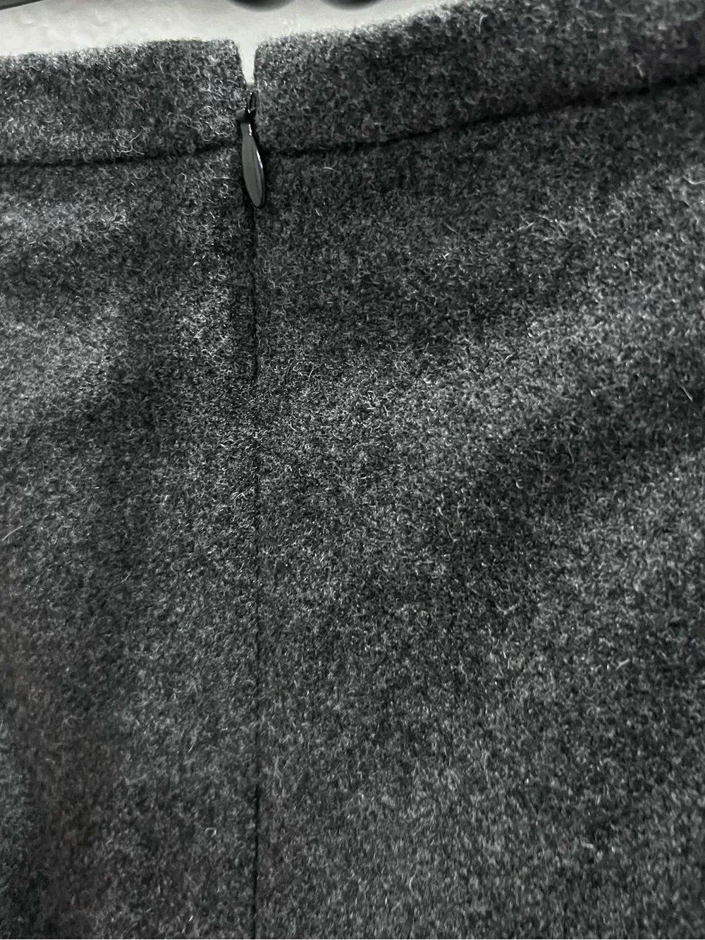 J.Crew Wool Pencil Skirt Charcoal Grey Size 0 - Picture 4 of 15